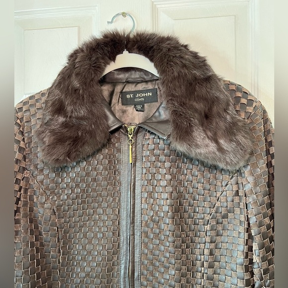 ST. JOHN - WOVEN LEATHER JACKET - WITH REMOVABLE RABBIT FUR COLLAR- WOMENS LARGE - Picture 2 of 15